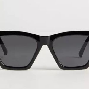 Stylish Black Sunglasses